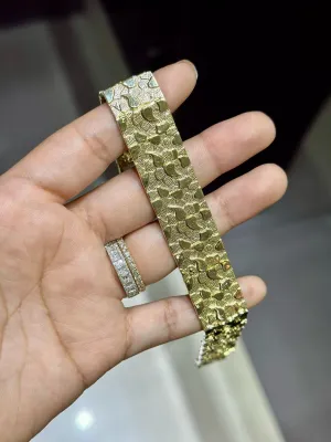 10k yellow Gold Nugget Bracelet  17.4mm 9" inch
