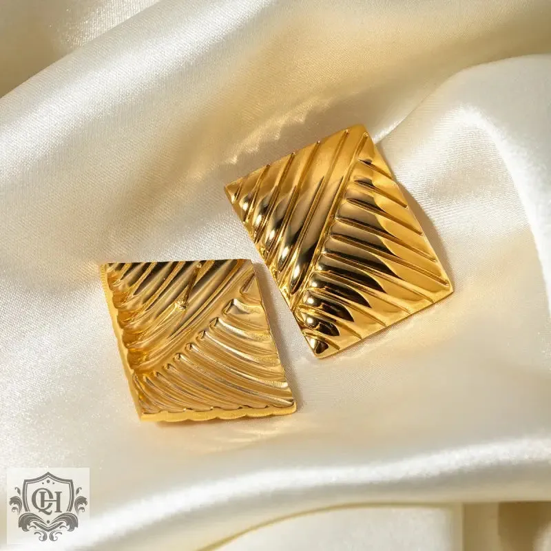 18K gold exquisite simple striped symmetrical design light luxury style earrings
