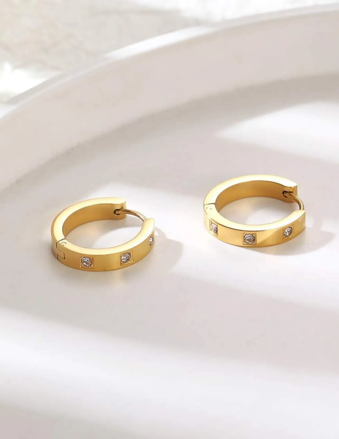 1pair Exquisite Stainless Steel Cubic Zirconia Decor Hoop Earrings For Women For Daily Decoration