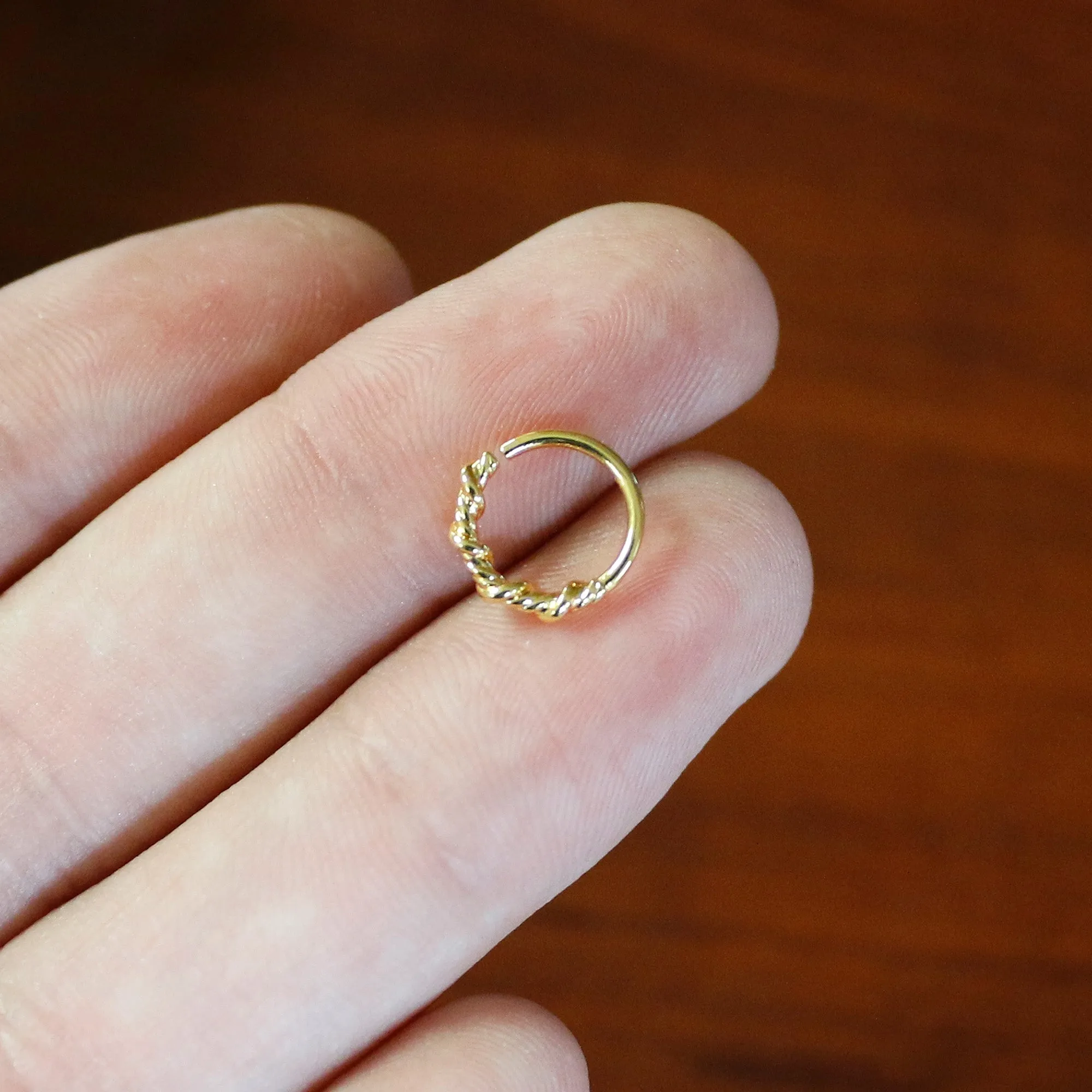 20 Gauge 5/16 Gold Tone Wicked Wire Seamless Nose Hoop