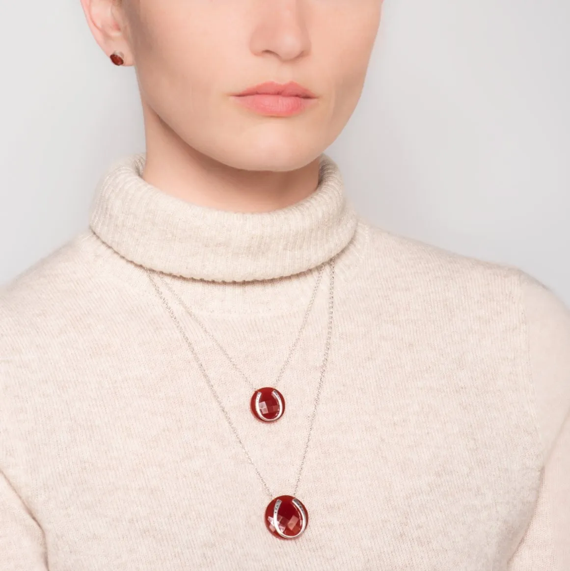 Carnelian - Horseshoe and Sterling Silver Rolo Chain Pendant Necklace