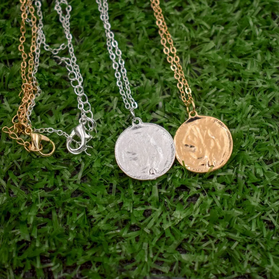 Carved Coin Rose Pendant Simple Vintage  Necklace Alloy Round Flower