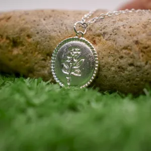 Carved Coin Rose Pendant Simple Vintage  Necklace Alloy Round Flower