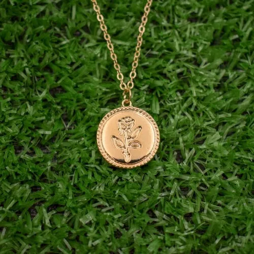 Carved Coin Rose Pendant Simple Vintage  Necklace Alloy Round Flower