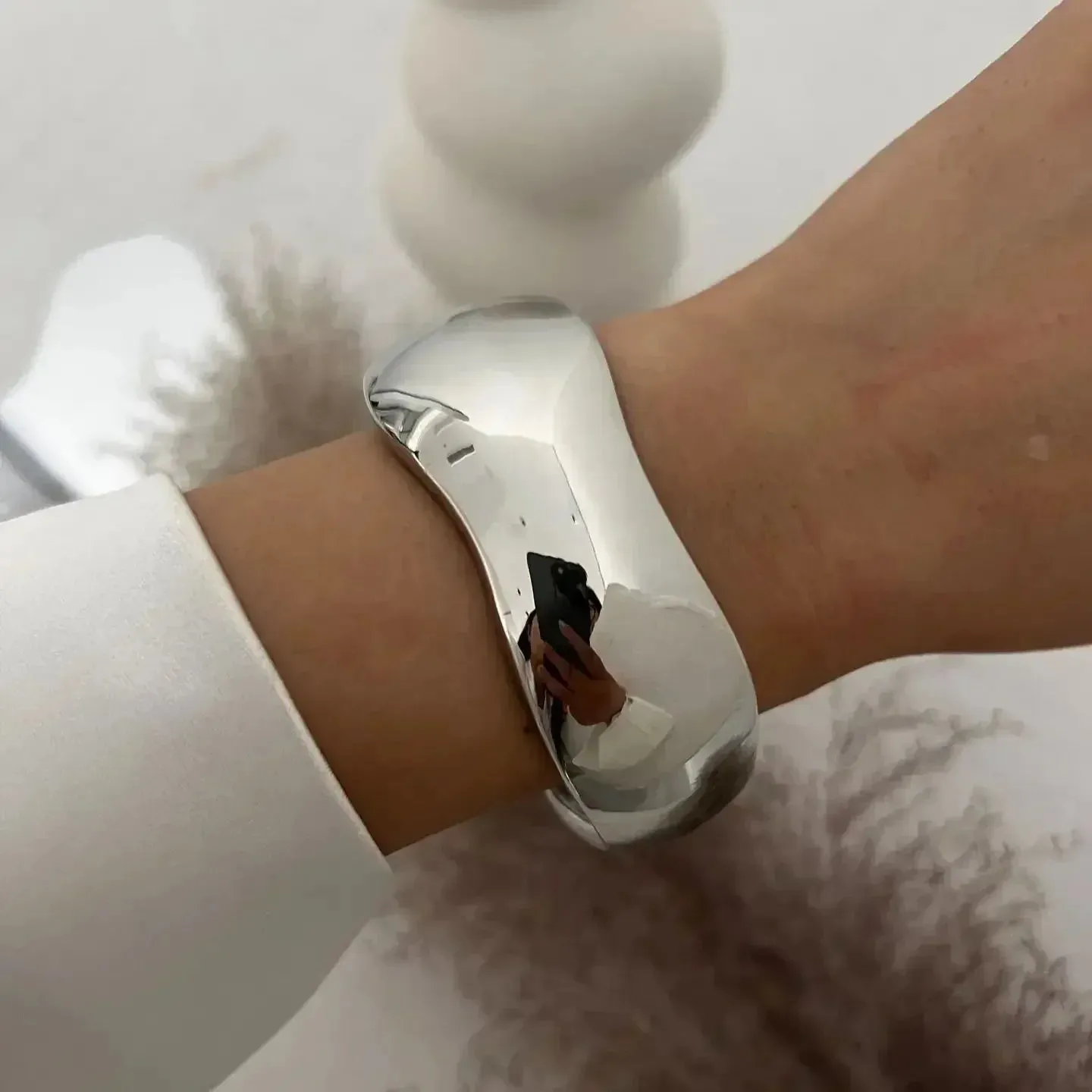 Chic Classic Chunky Geometric Bracelets in 2 Colors 6 Styles