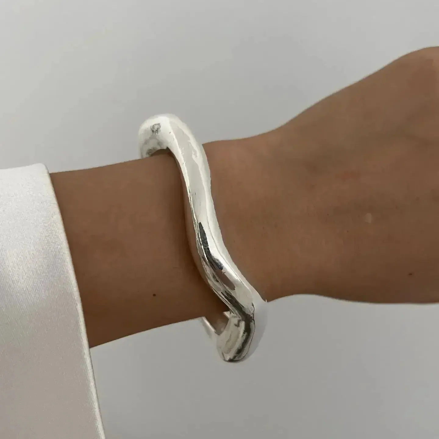Chic Classic Chunky Geometric Bracelets in 2 Colors 6 Styles