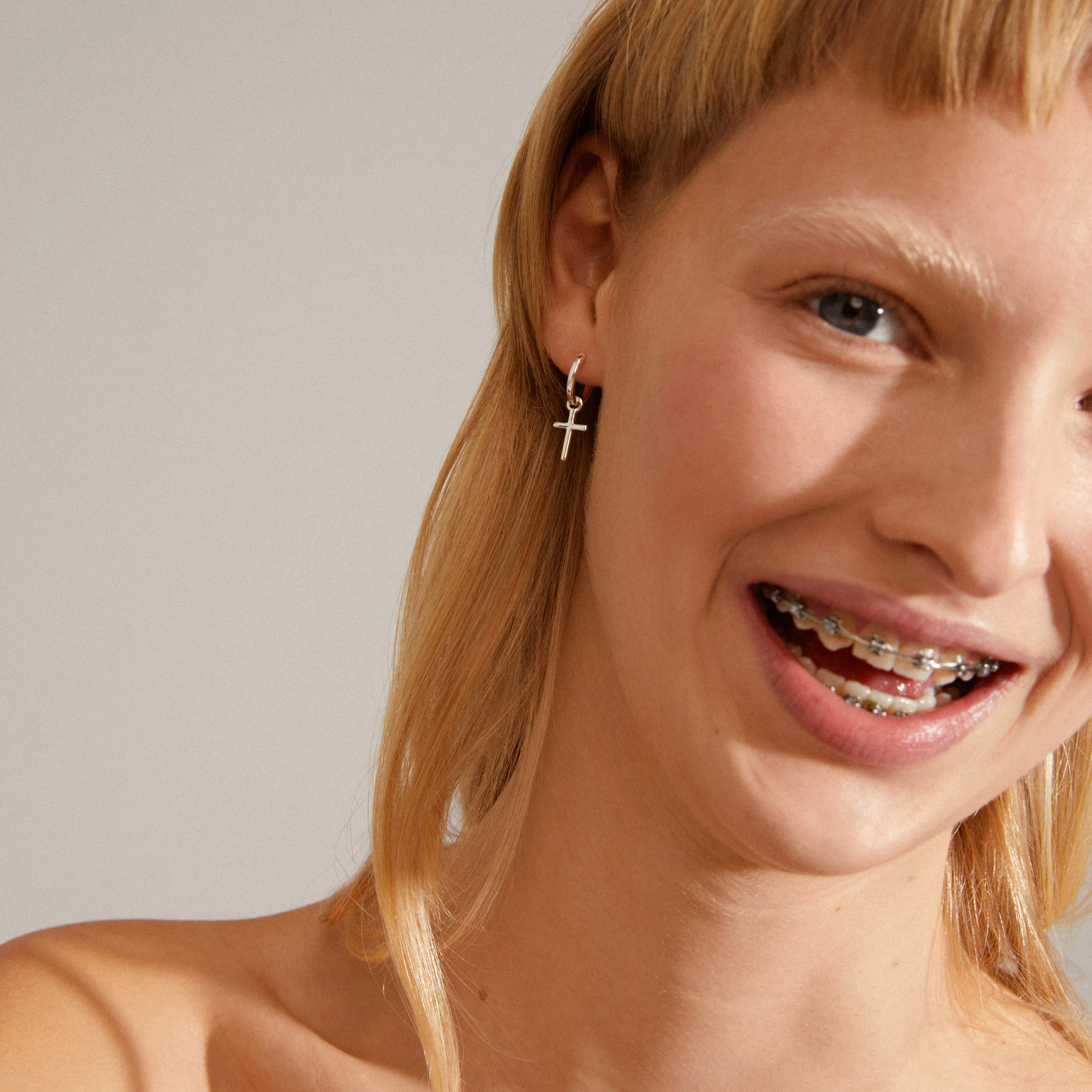 DAISY cross hoops silver-plated
