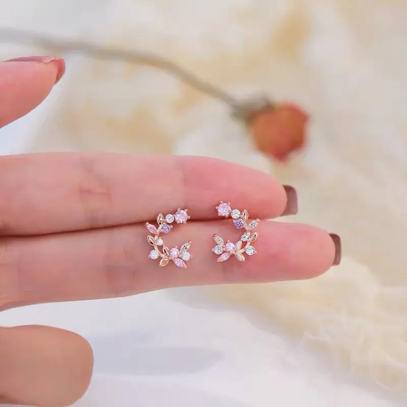 Exquisite Gold Leaves Circle Stud Earrings For Women