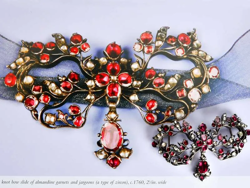 Georgian Splendor - Garnet Bow Pendant Slide