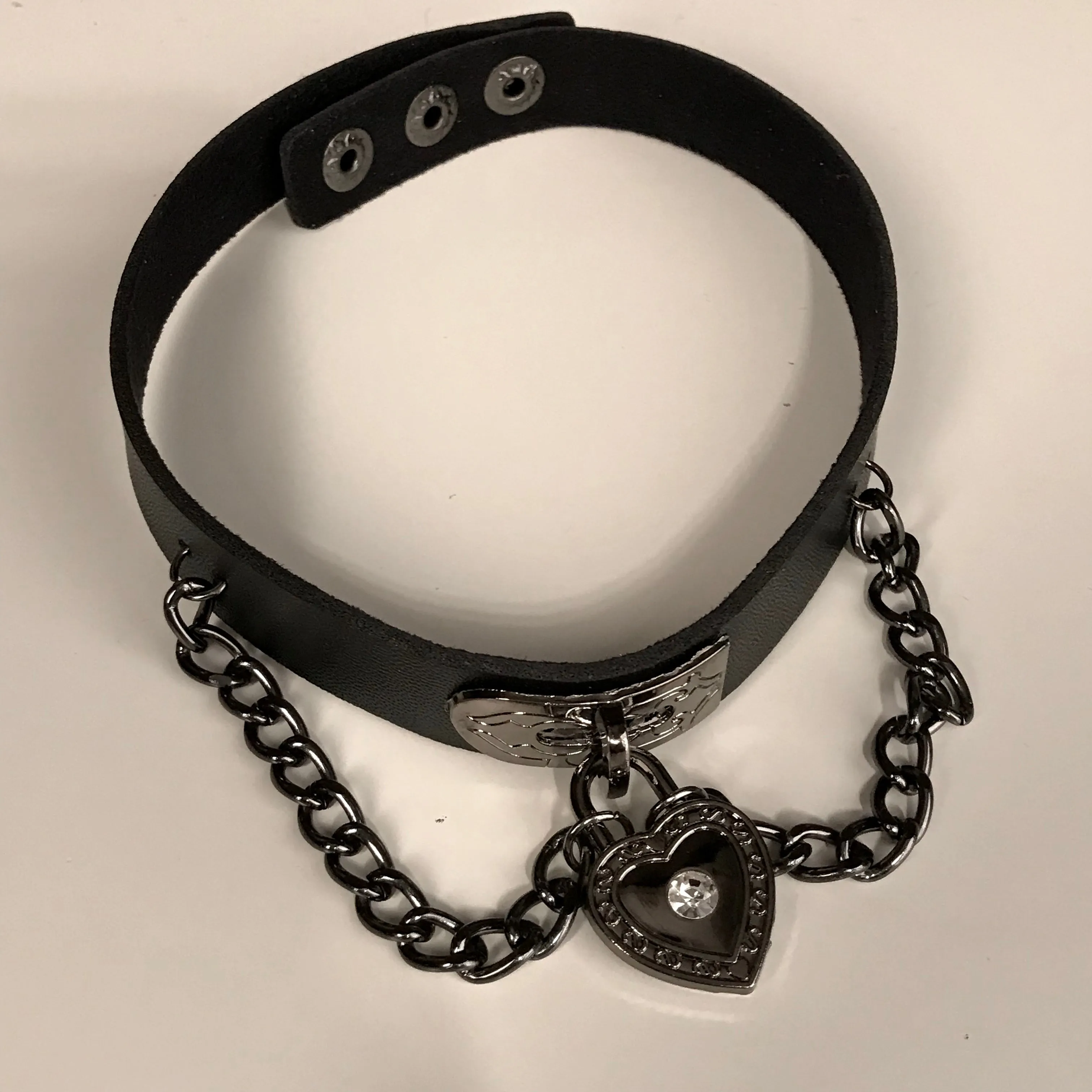 Heart Chain Choker - More Colors Available