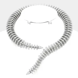 iLLASPARKZ Chunky metal disc cluster snake necklace