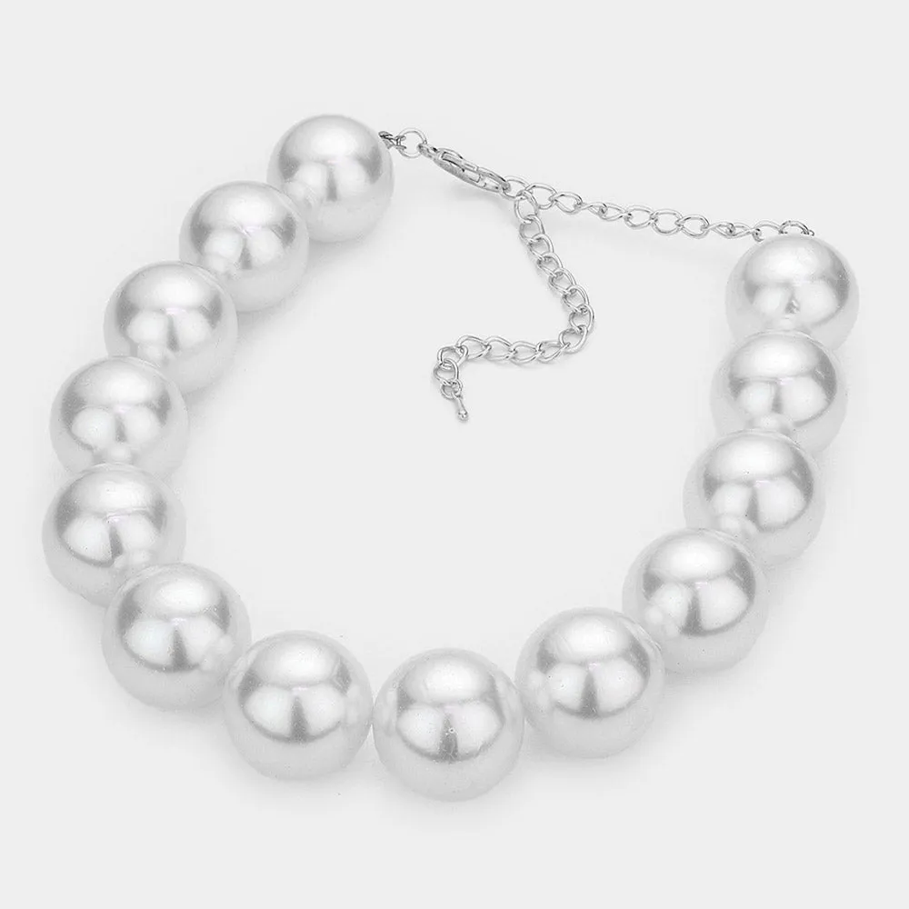iLLASPARKZ Chunky Pearl Ball Necklace