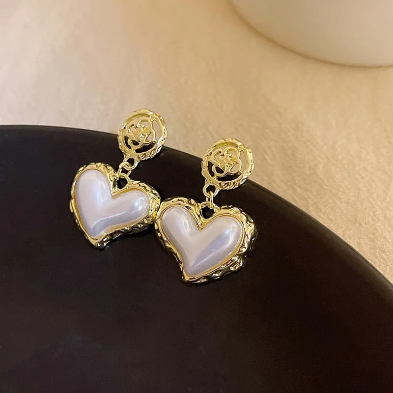 Korean Vintage Exquisite Pearl Heart Earring For Women