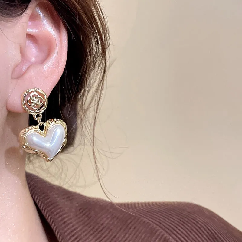 Korean Vintage Exquisite Pearl Heart Earring For Women