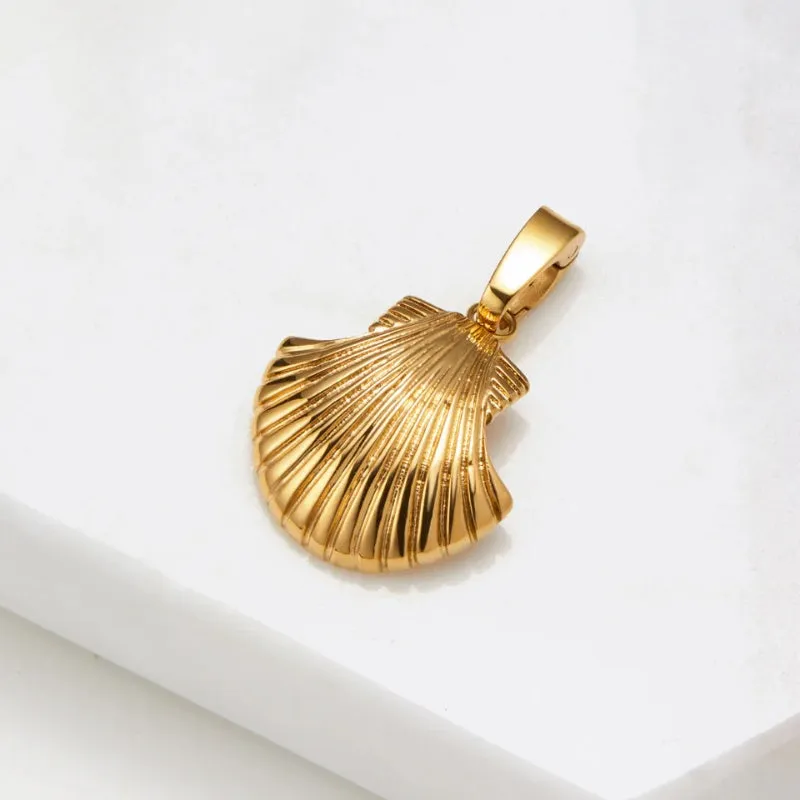 Large Shell Charm