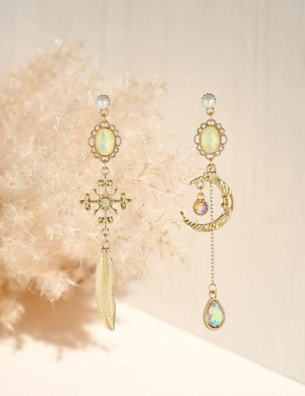Leaf & moon decor drop earrings