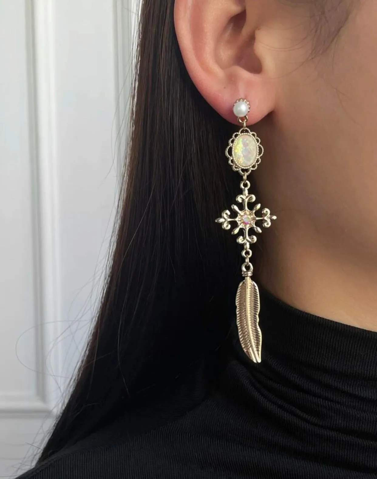 Leaf & moon decor drop earrings