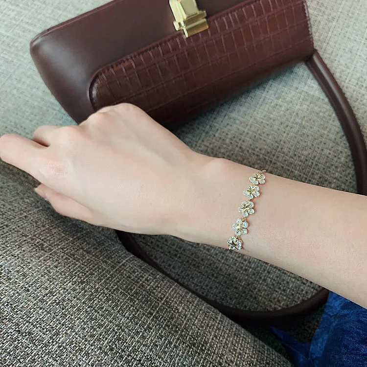 Lux Flower Bracelet