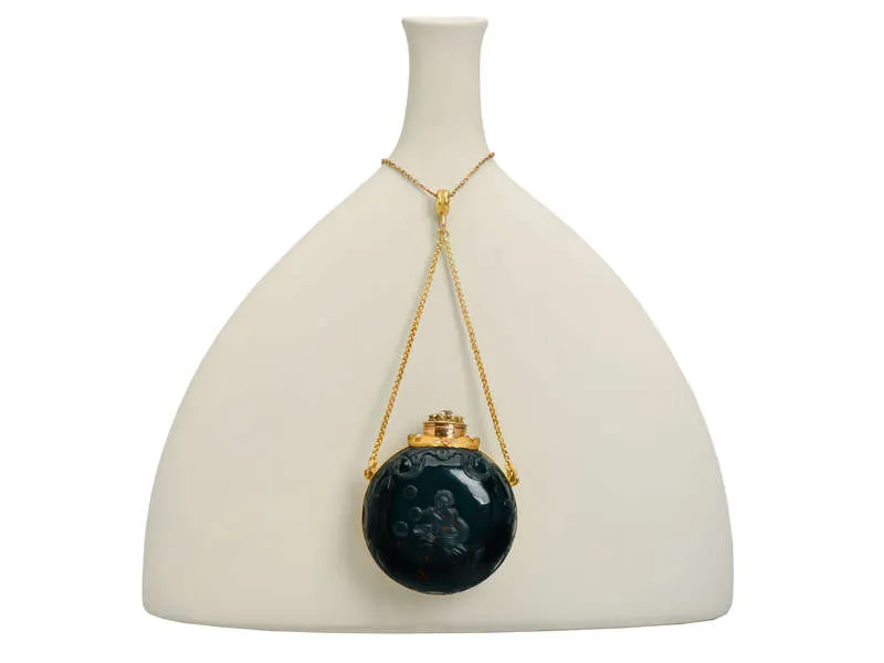 Regal French Gold Bloodstone Cameo Carved Perfume