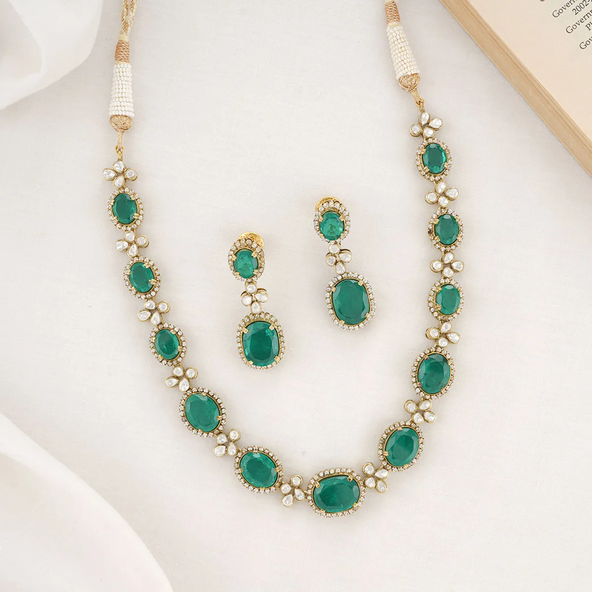 Regal Style Victorian Necklace Set