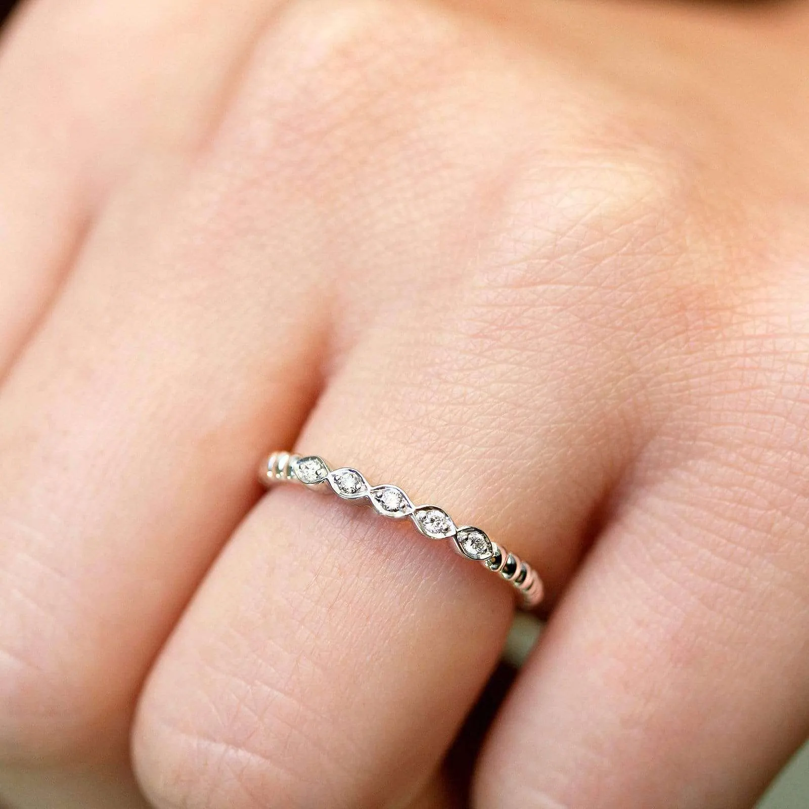 Ribbed Navette Ring