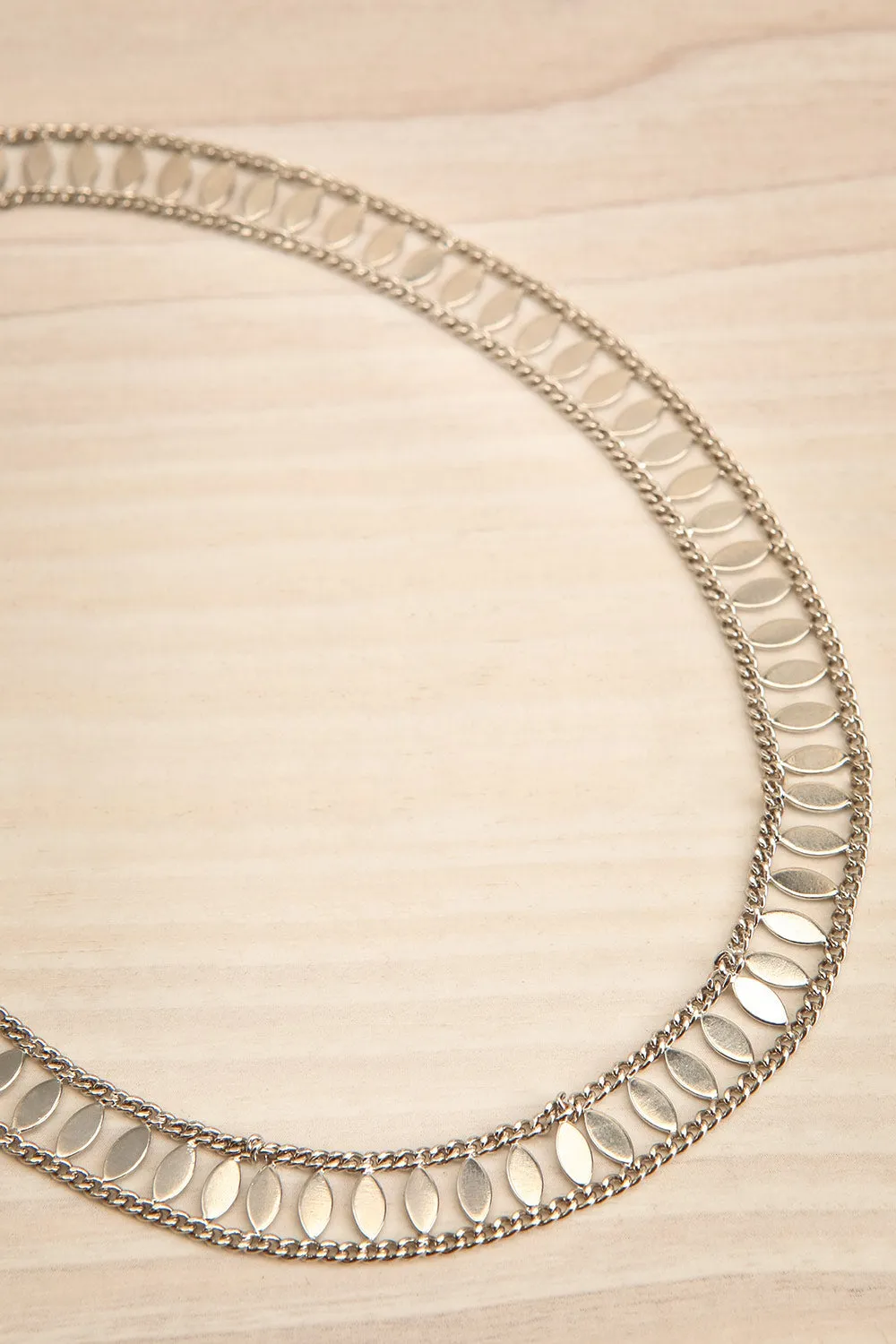 Tagga | Silver Leaf Choker Necklace