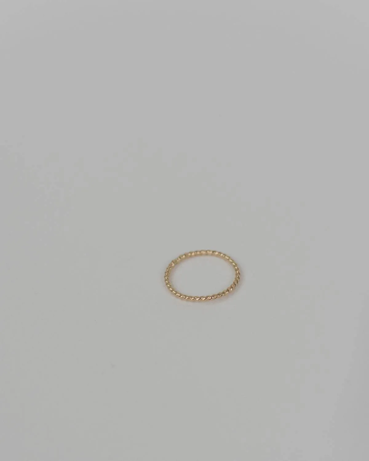 twisted ring - gold