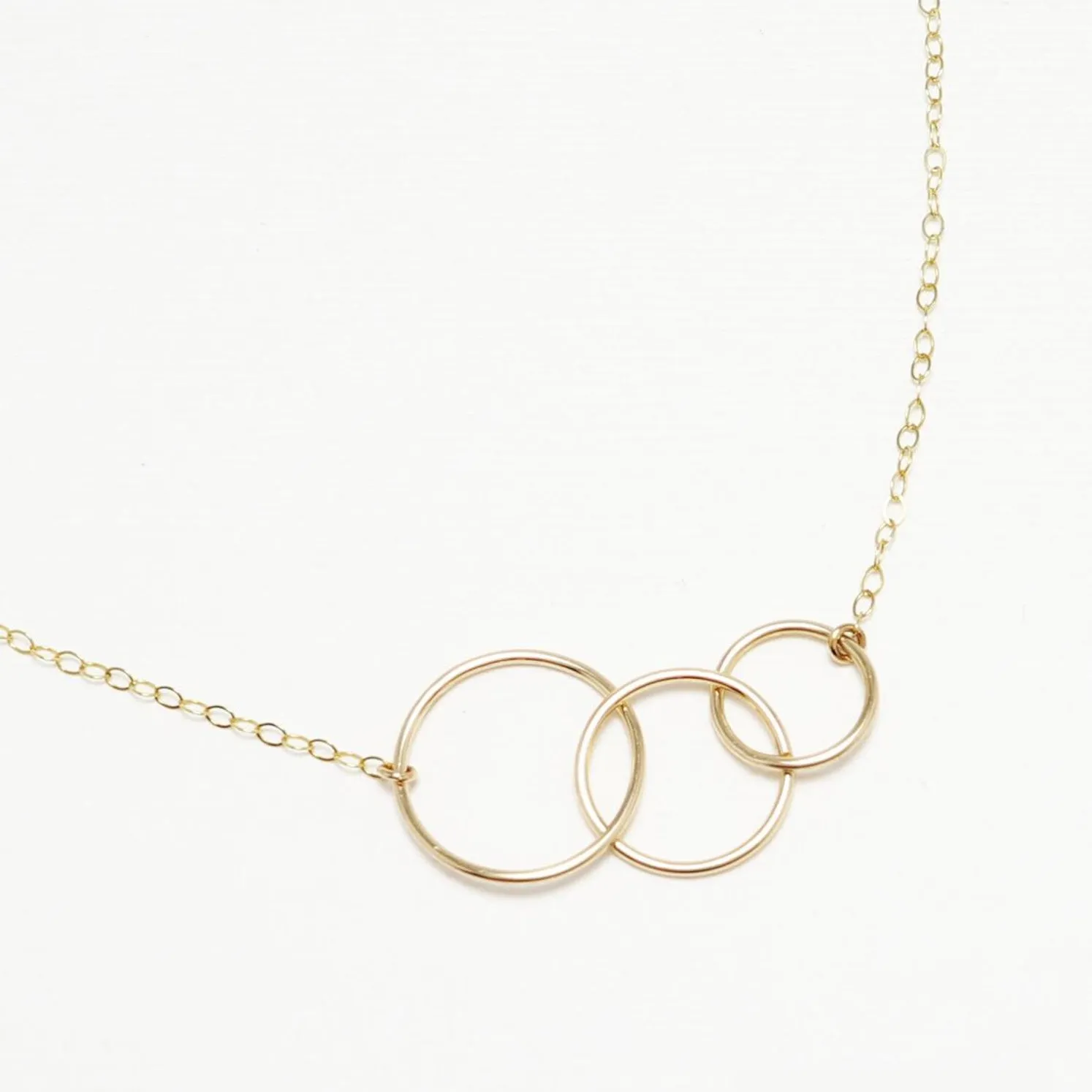 Unity Interlocking Circle Necklace No. III