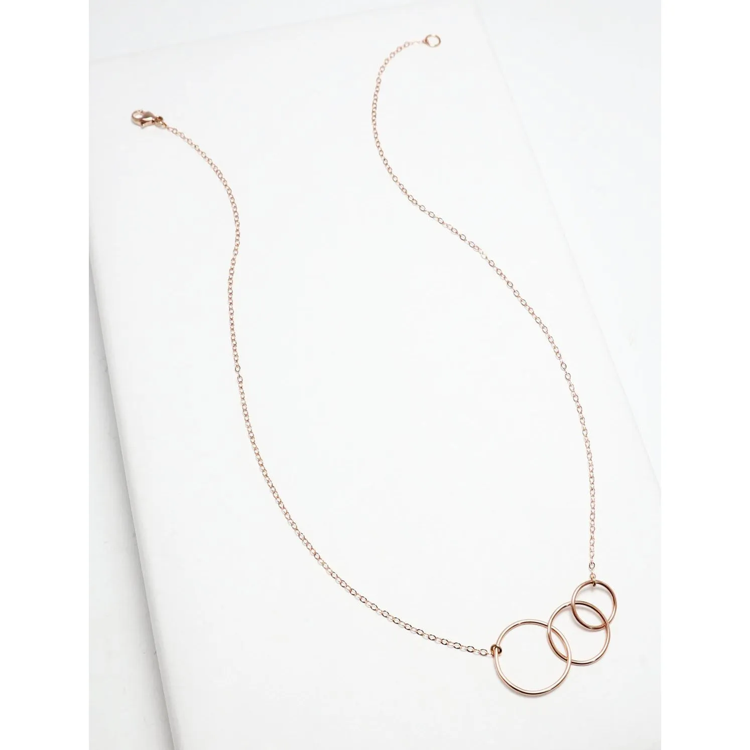 Unity Interlocking Circle Necklace No. III