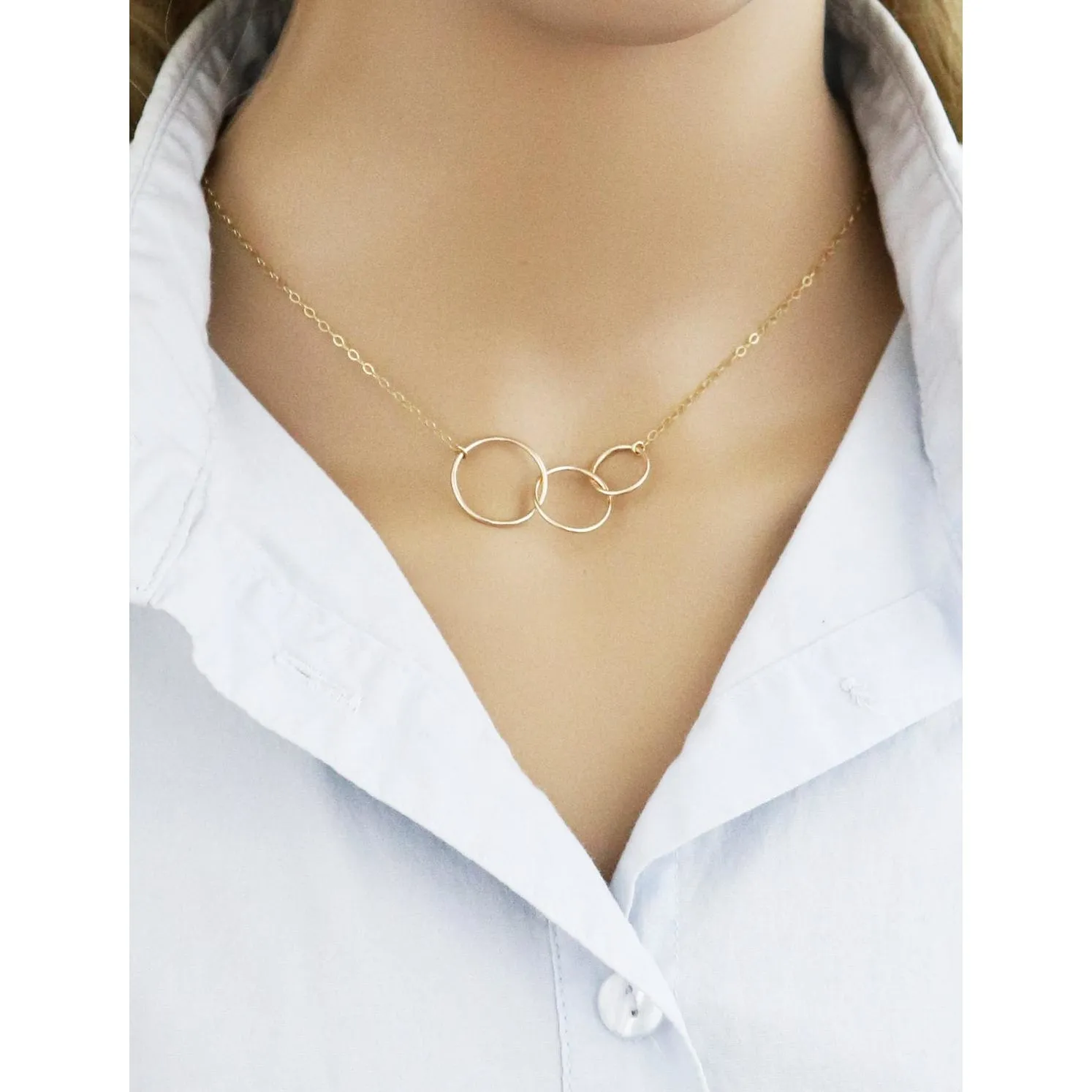 Unity Interlocking Circle Necklace No. III