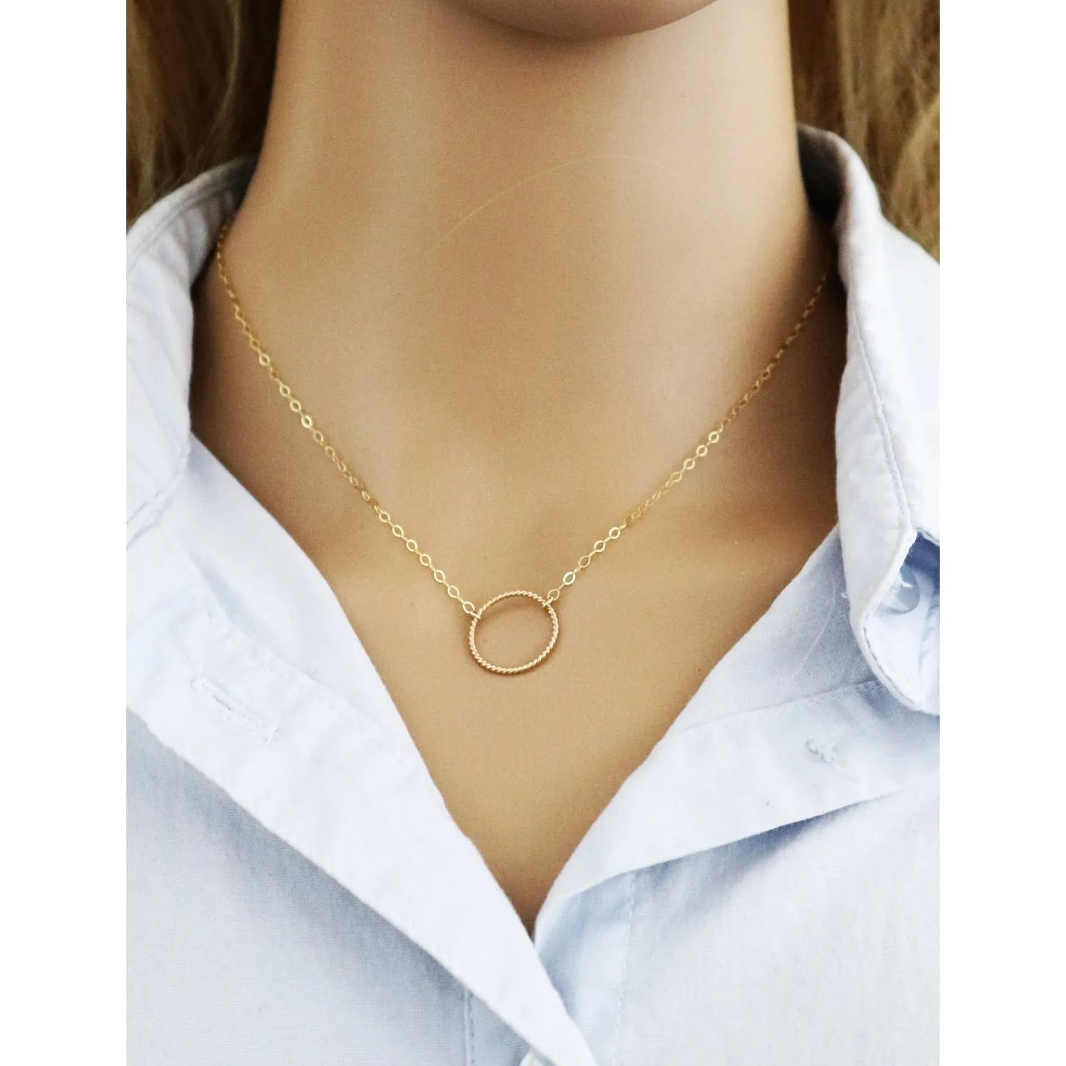Unity Twist Circle Necklace
